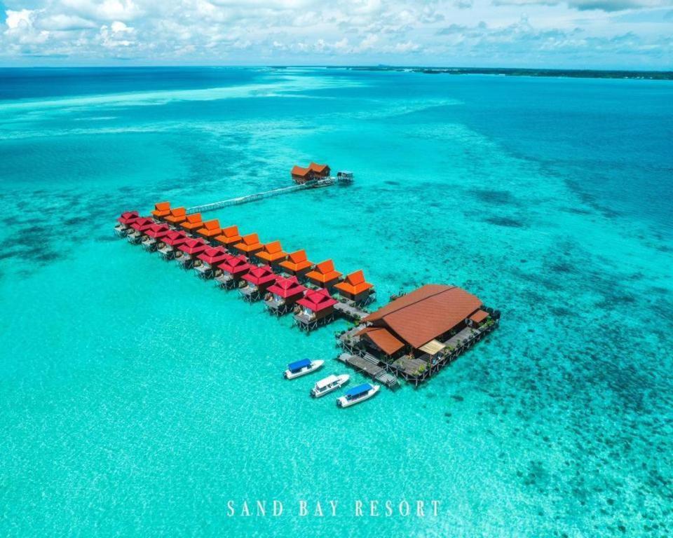 Sand Bay Resort Semporna Exterior foto
