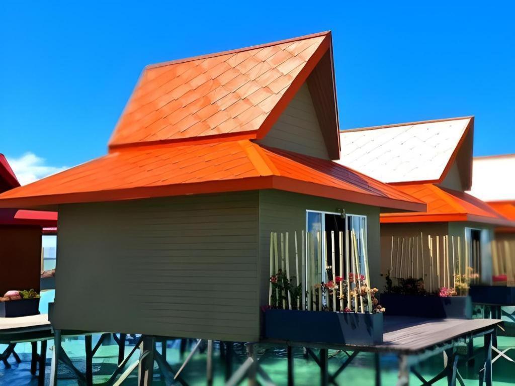 Sand Bay Resort Semporna Exterior foto