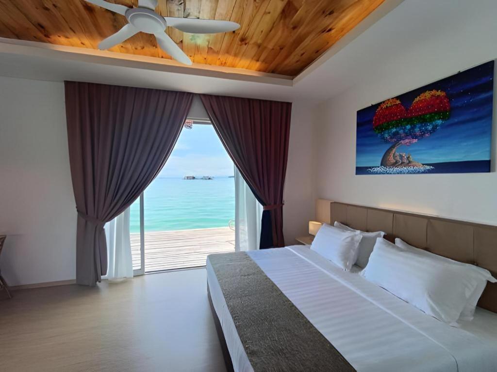 Sand Bay Resort Semporna Exterior foto